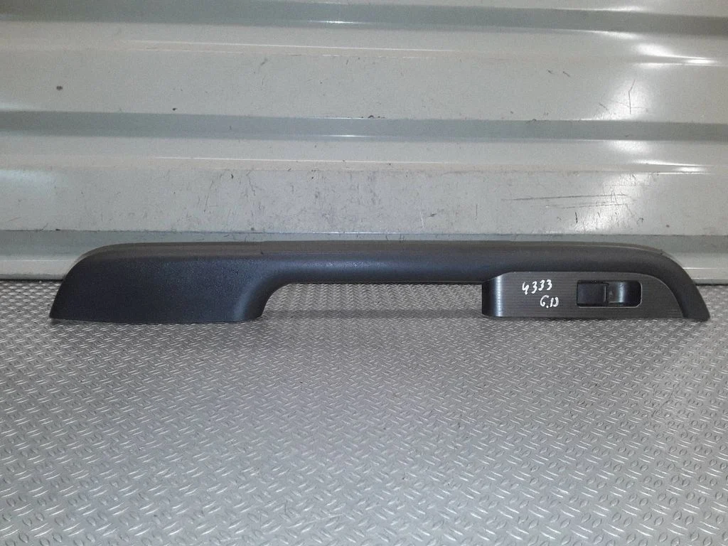 Rear door handle trim 829488H300X