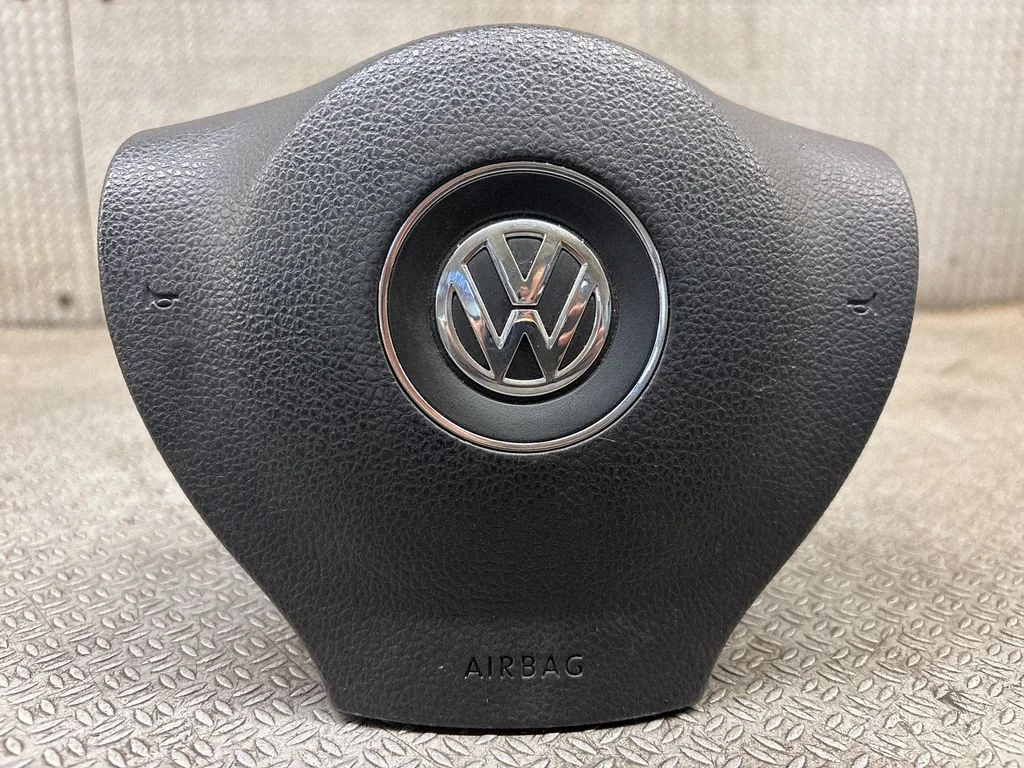 Steering wheel airbag 3C8880201L