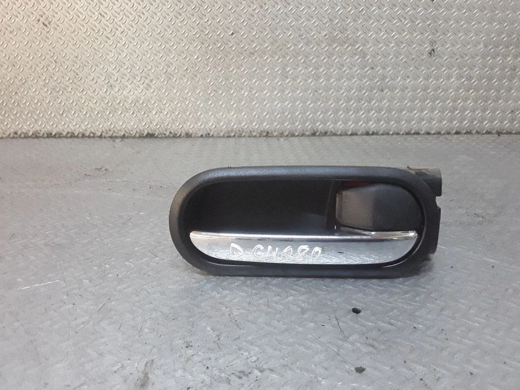 Rear door interior handle trim – right
