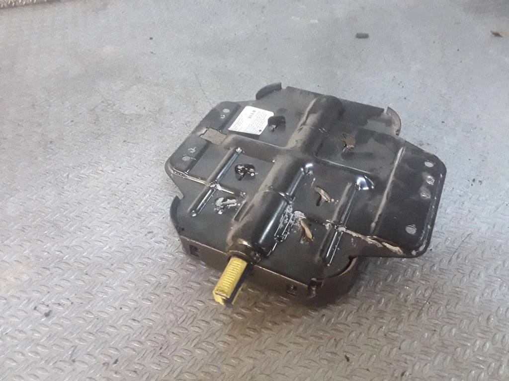 Front door airbag – Mercedes-Benz ML-Class W163 (1997-2005)