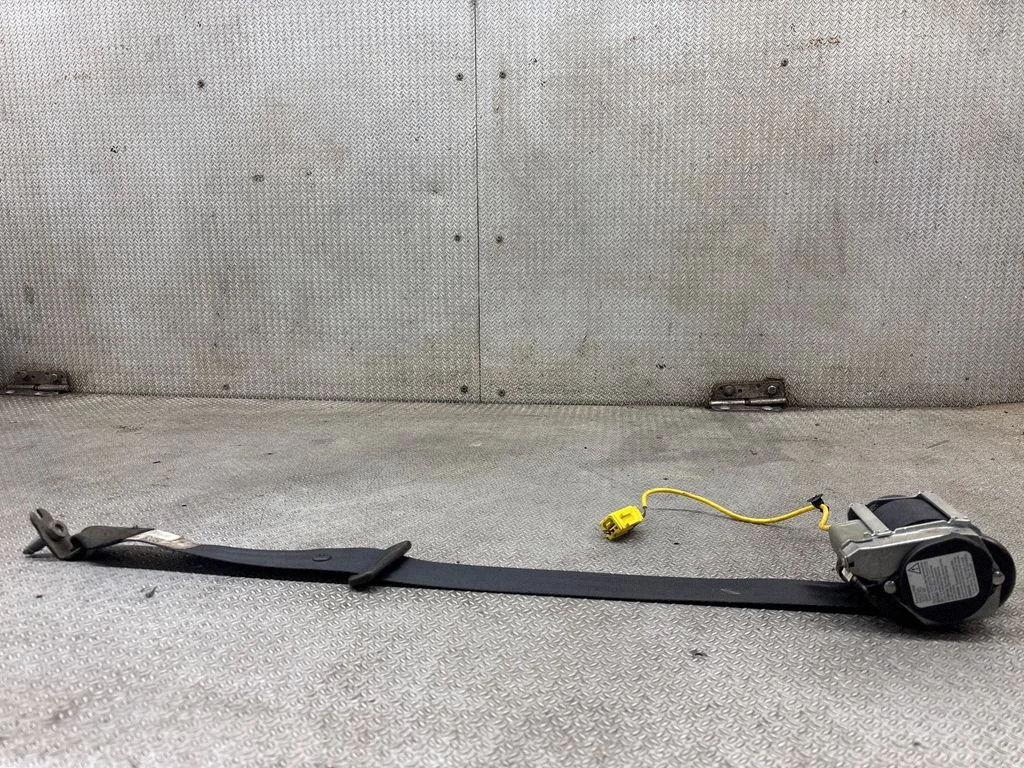 Rear seatbelt 3C8857805C