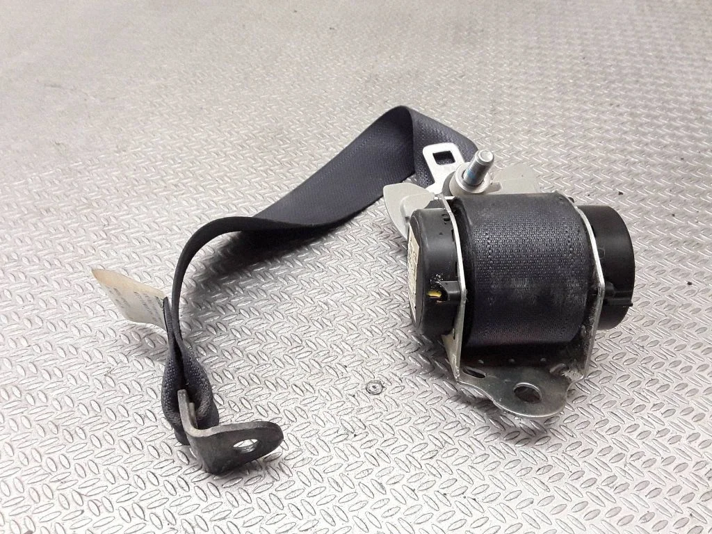 Rear seatbelt 6092103