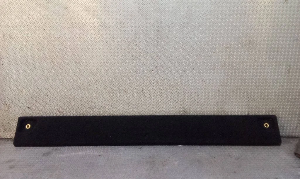 Trunk/boot floor carpet liner – Mercedes-Benz ML-Class W164 (2005-2011)