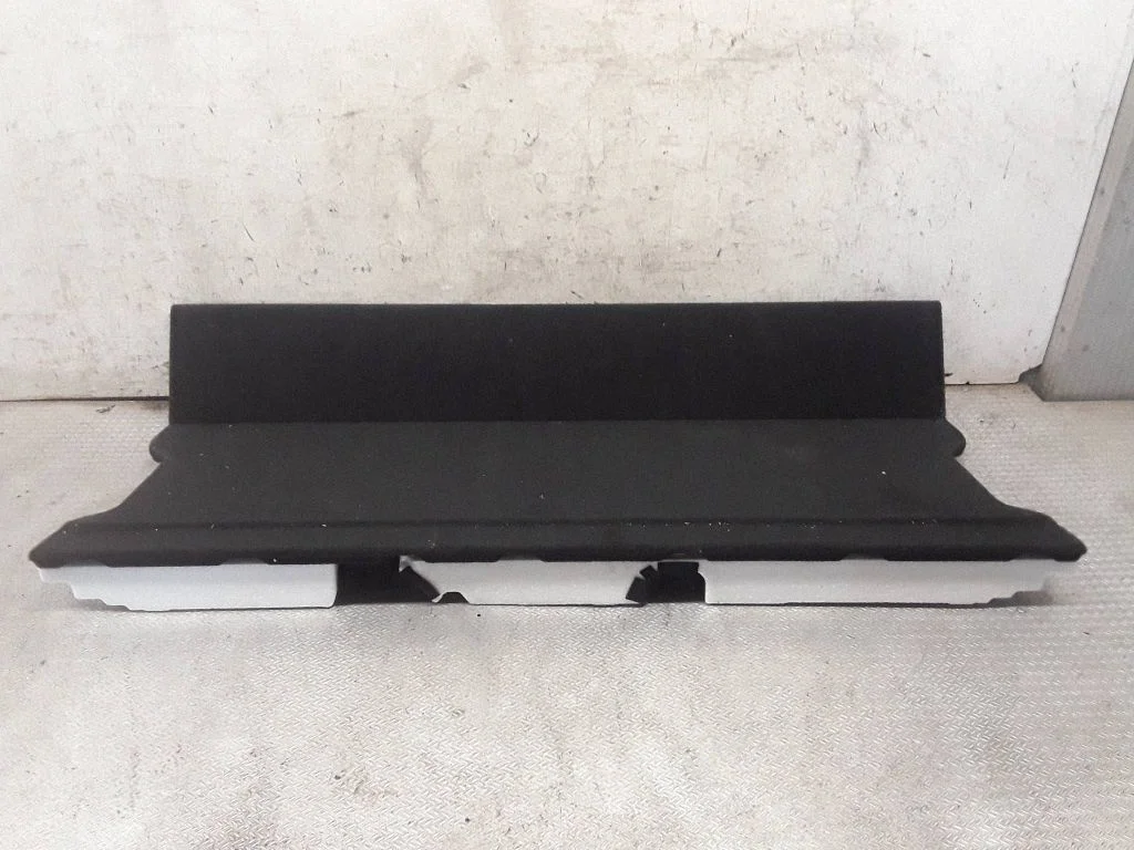 Trunk/boot floor carpet liner 95B060