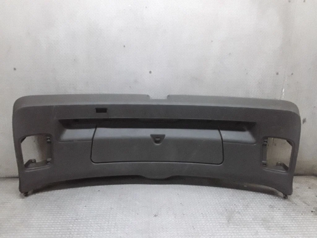 Tailgate/boot cover trim set 4L0867973