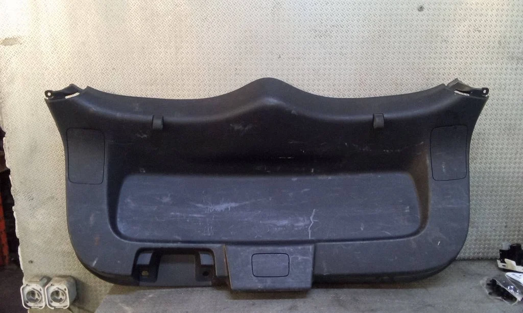 Tailgate/boot lid cover trim 7224A038