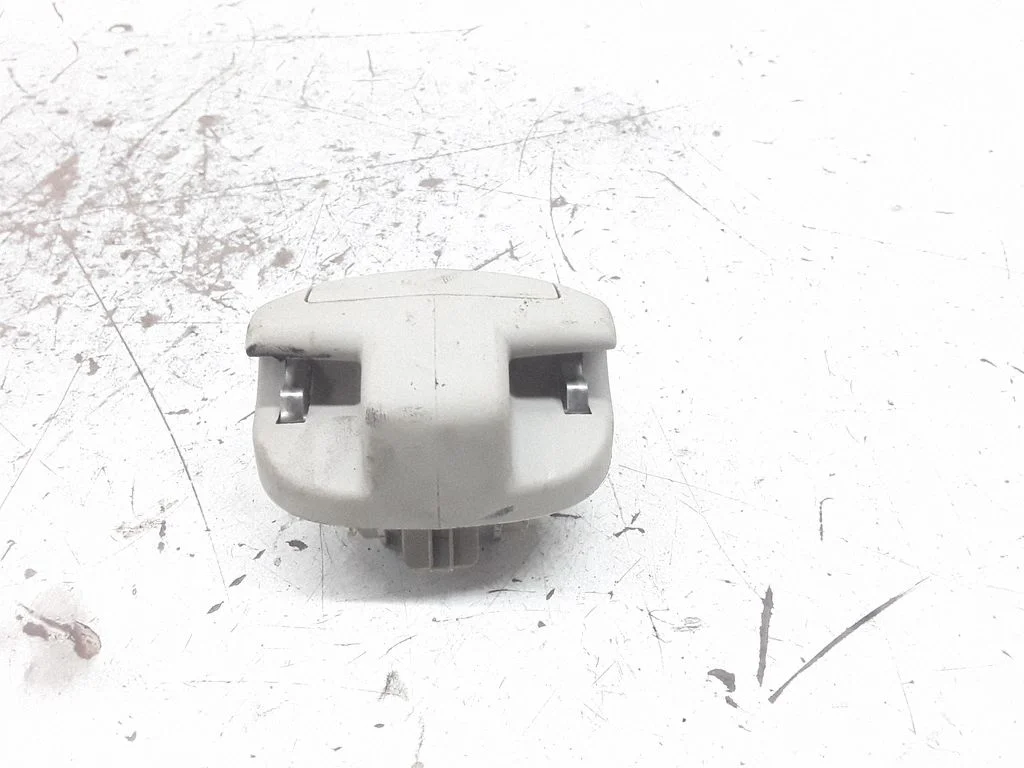 Sun visor clip/hook/bracket 8200262288