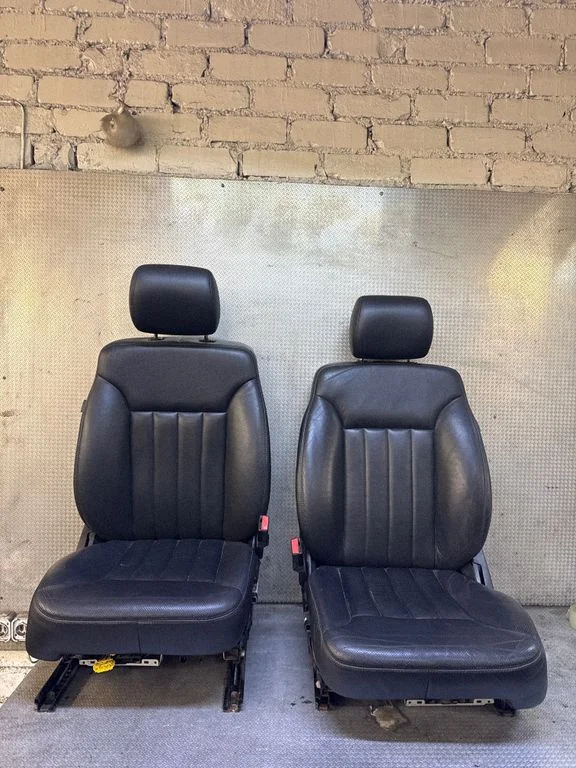Istmete ja uste viimistluse komplekt – Mercedes-Benz ML-klass W164 (2005-2011)