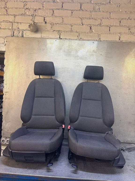 Seat and door cards trim set