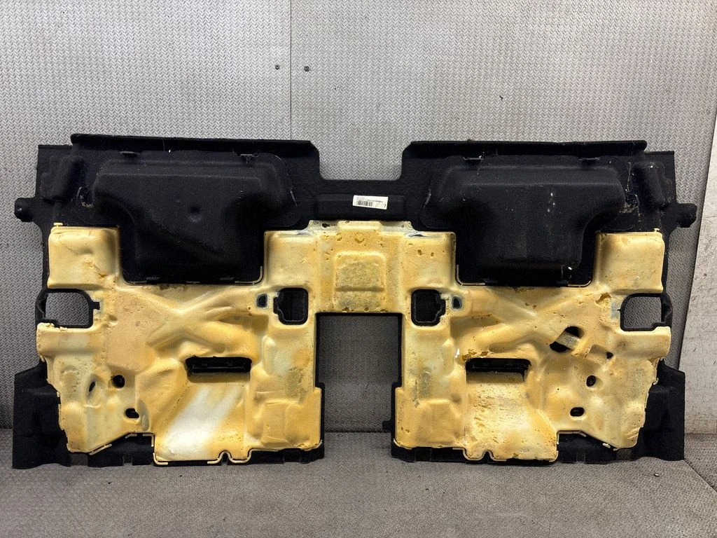 Tagumine salongivaip 96755367ZF