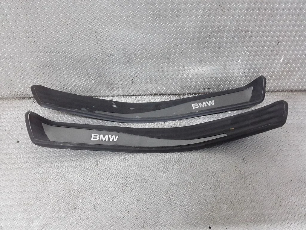 Rear sill trim cover 51477034305