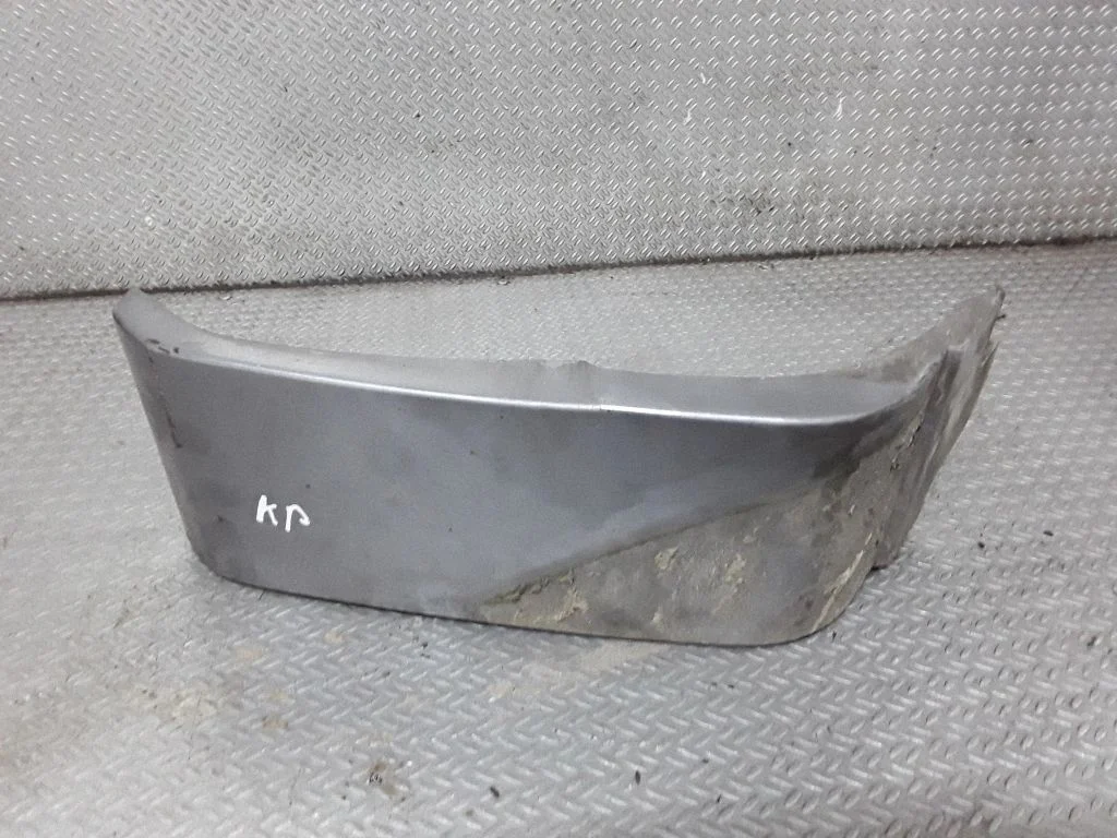 Side skirt front trim 8771126500