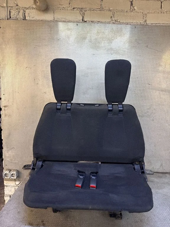 Kolmas istmerida – Mitsubishi Outlander (2007-2012)