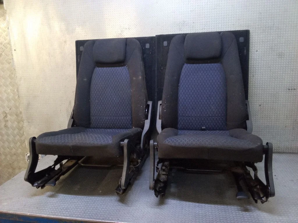 Kolmas istmerida – Ford Galaxy (2000-2006)