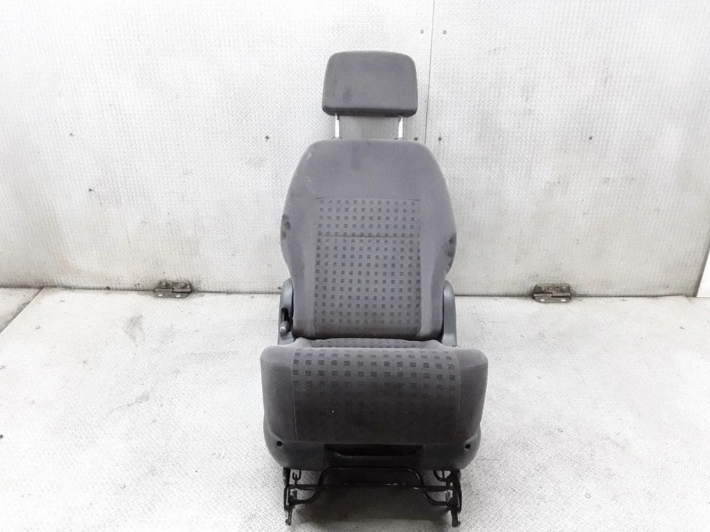 Kolmas istmerida – Ford Galaxy (2000-2006)