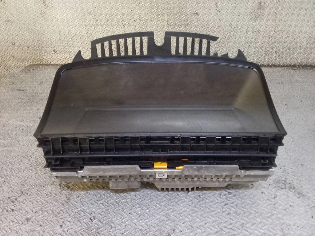 Ekraan / kuvar / väike ekraan 8385449