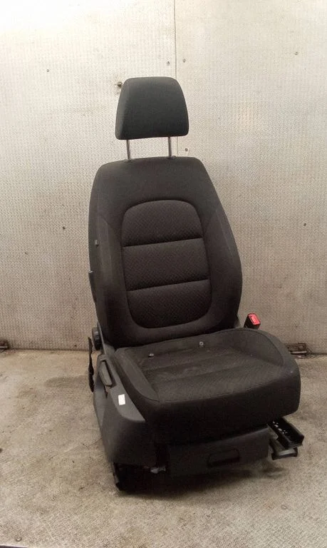 Front passenger seat