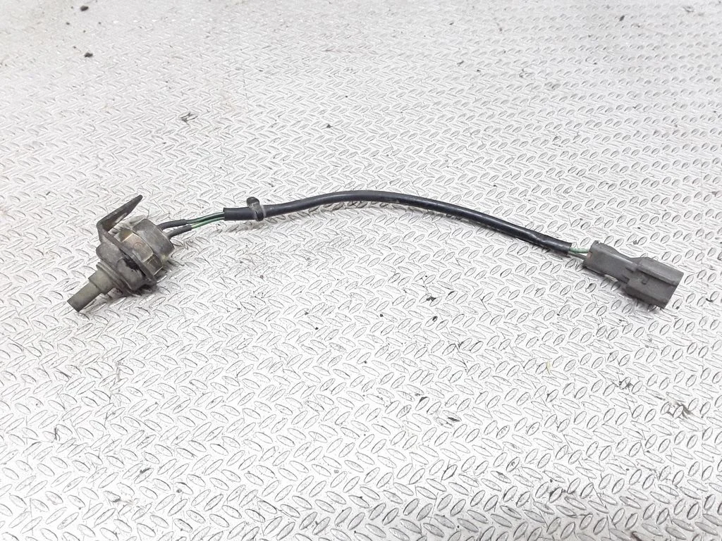 Outside/external air temperature sensor – Opel Frontera A (1991-1998)