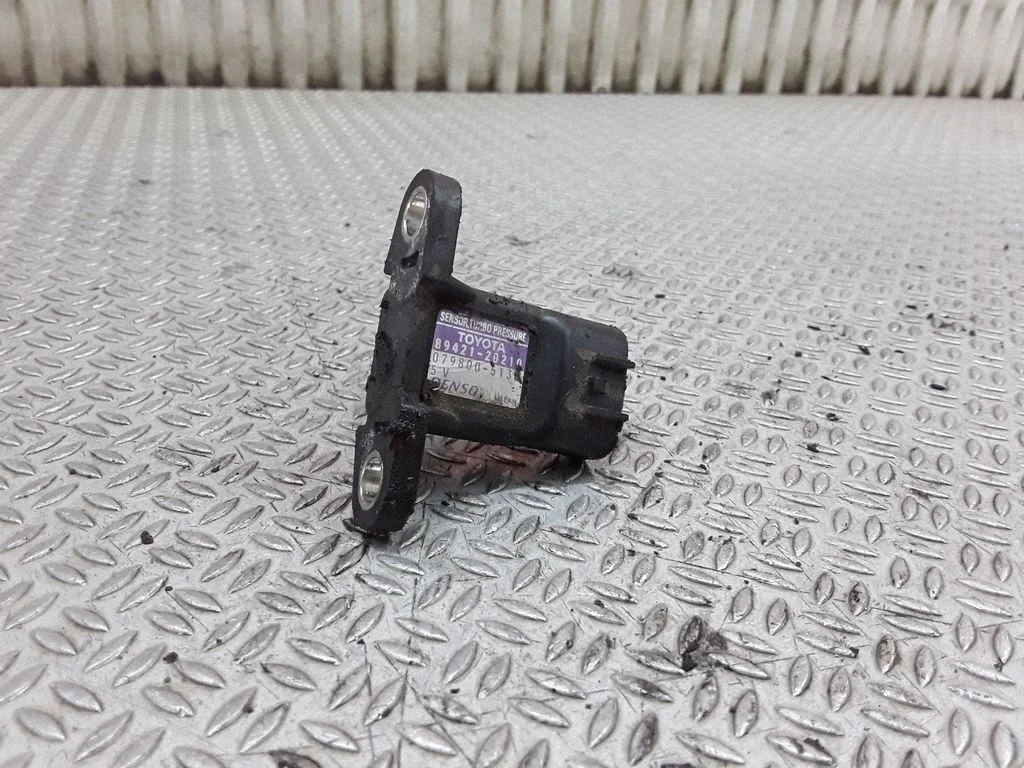 Turbo ülelaadimisrõhu andur – Toyota Avensis T220 (1997-2000)