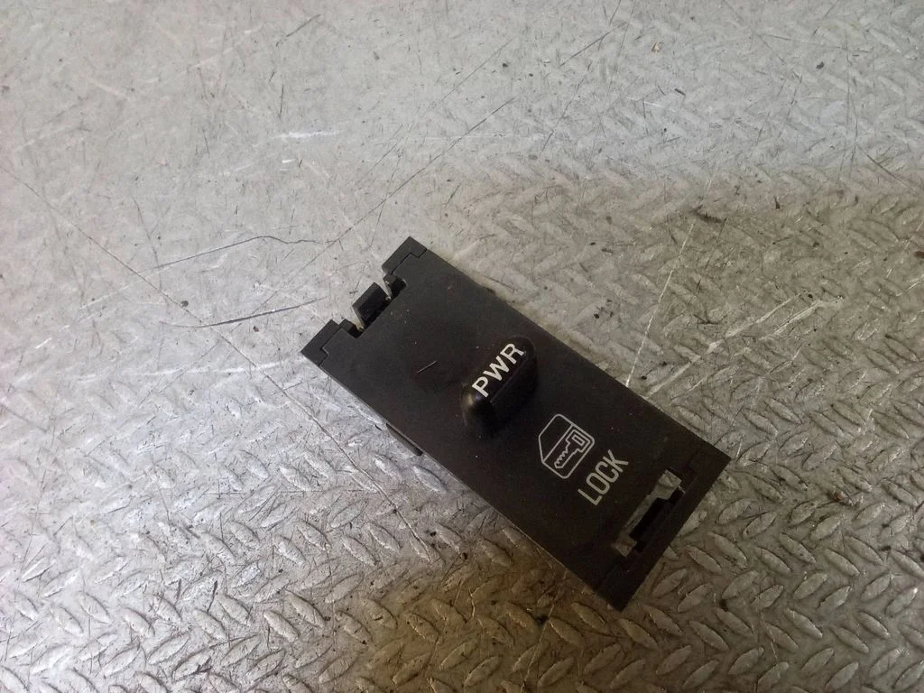 Central locking switch button 16669076
