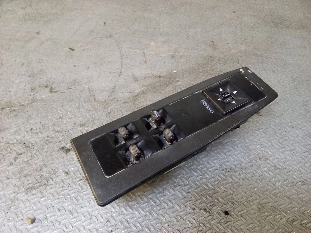 Electric window control switch – front left