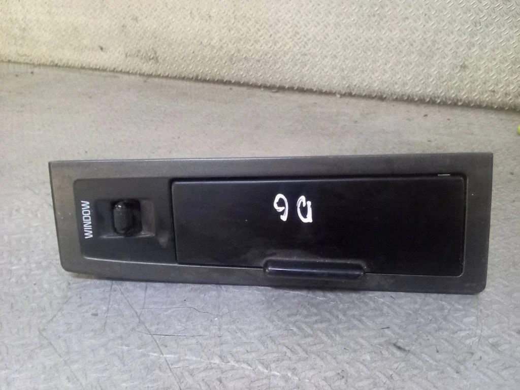 Electric window control switch WP8377