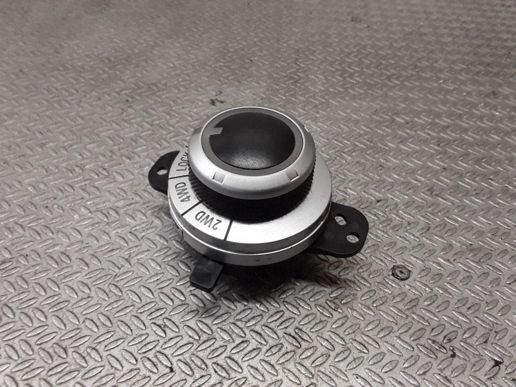 Differential lock switch