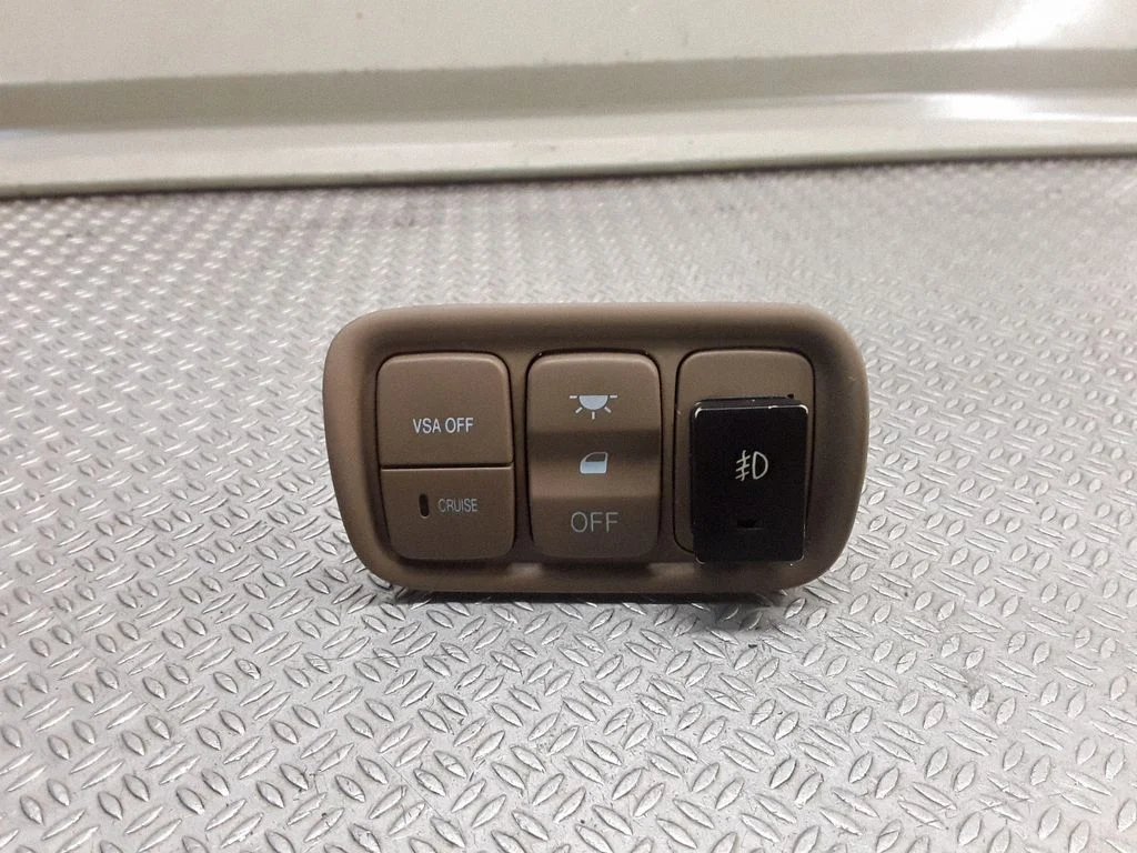 Interior lighting switch