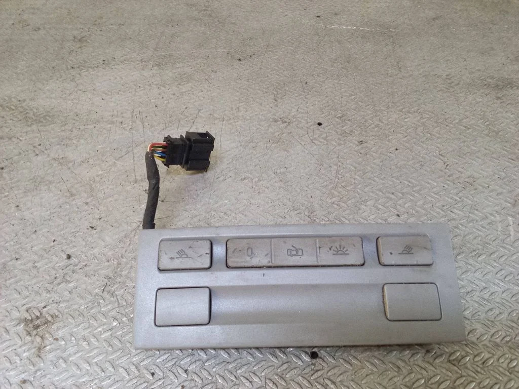 Other switches/knobs/shifts 7L6868349M