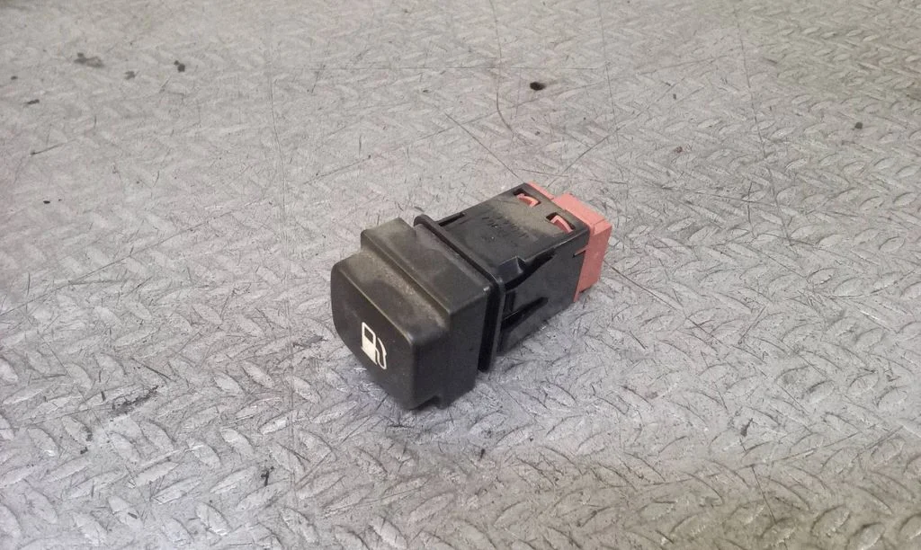 Fuel tank opening switch 96530658XT