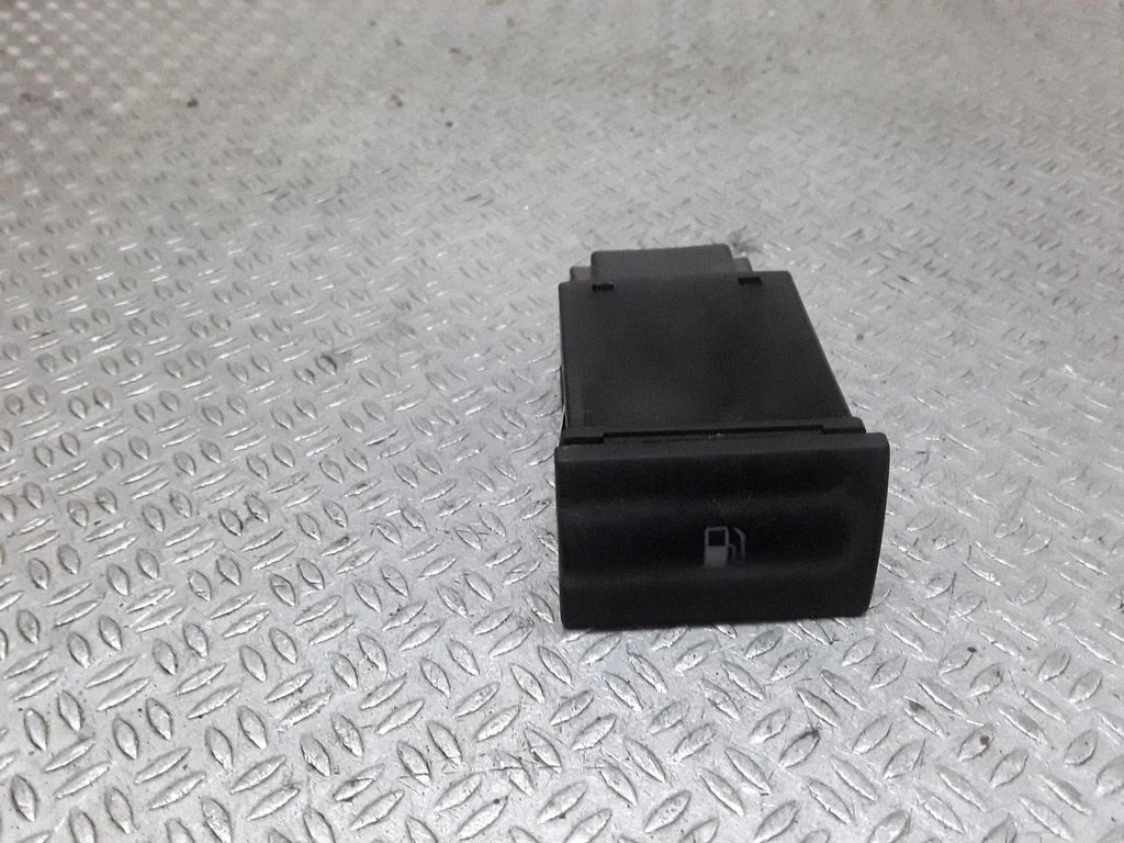 Fuel tank opening switch