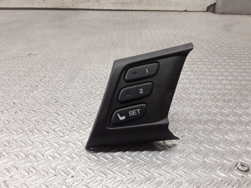 Seat memory switch