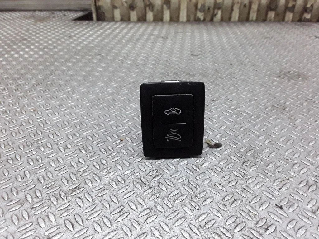 Alarm switch 7L6959899