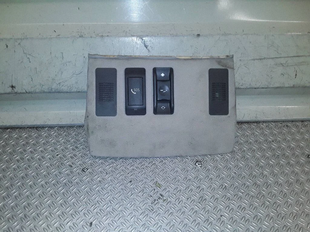 Sunroof switch 51147037685