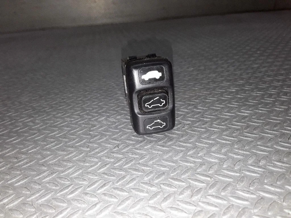 Sunroof switch