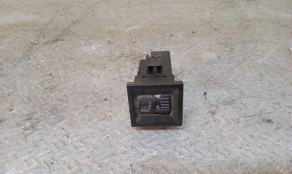 Seat heating switch 7E0963563