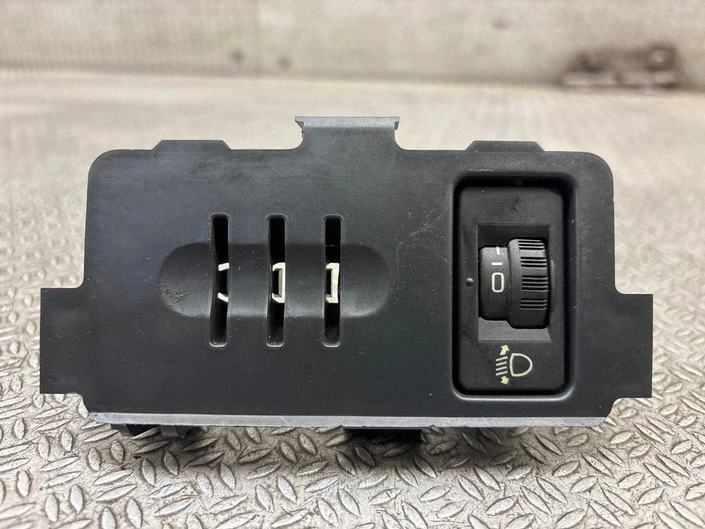 Headlight level height control switch 96366692XT