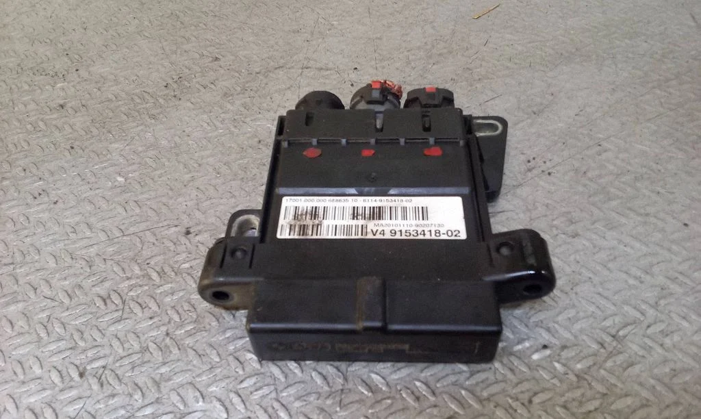 Coolant fan relay 915341802