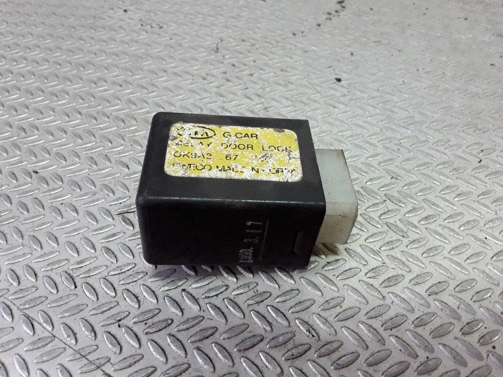 Central locking relay – KIA Clarus (1997-1999)