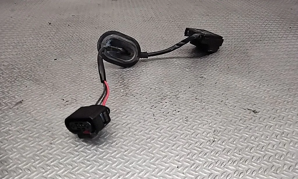 Fuel pump relay – Volkswagen Golf Plus (2005-2013)