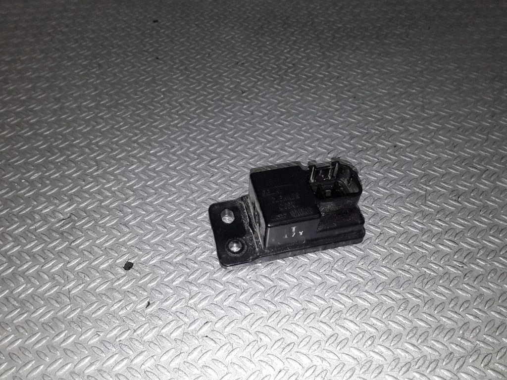 Window washer relay 3301061091