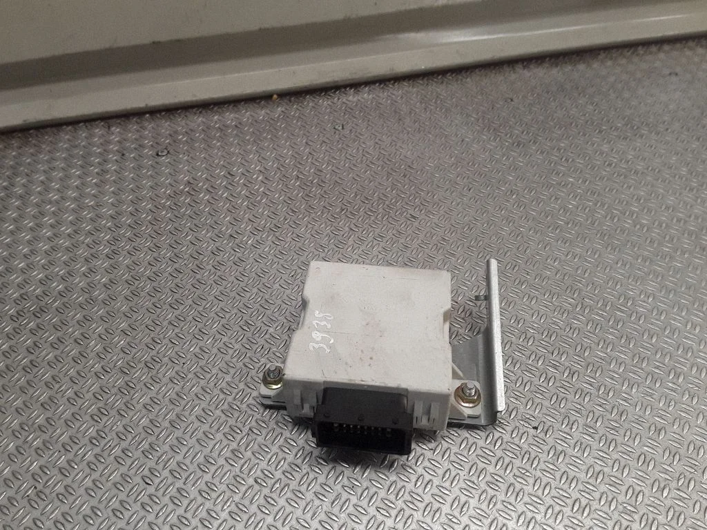 Klaasipuhastite intervallrelee – Toyota Corolla Verso AR10 (2004-2009)