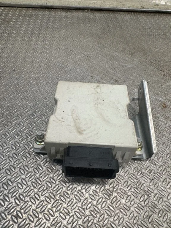 Window wiper relay – Toyota Corolla Verso AR10 (2004-2009)