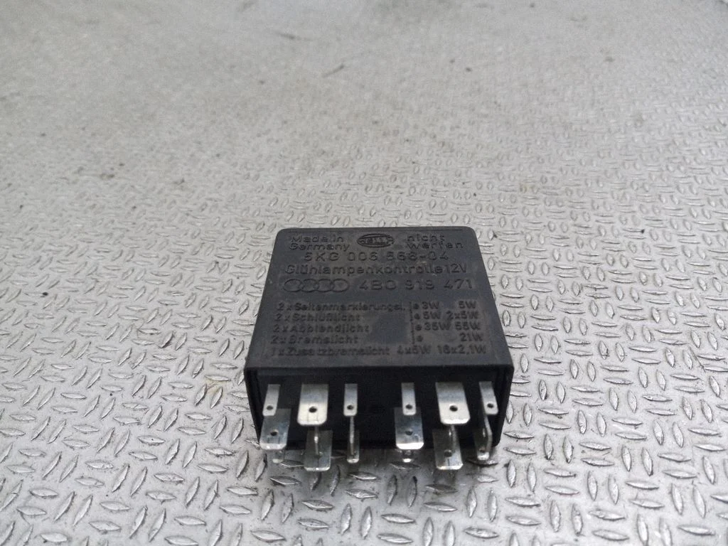 Interior lighting relay – Audi A6 Allroad C5 (1999-2005)