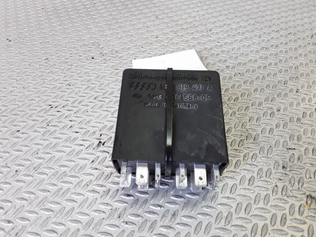 Interior lighting relay – Audi A6 Allroad C5 (1999-2005)