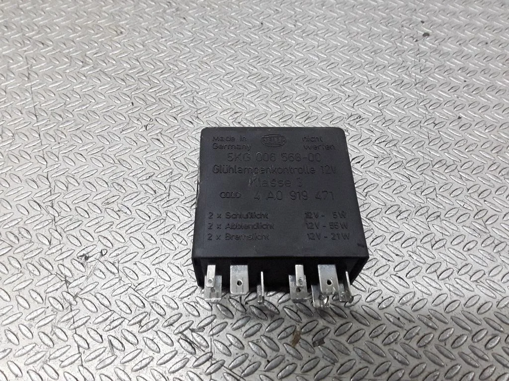 Light relay – Audi A8 S8 D2 4D (1994-2002)