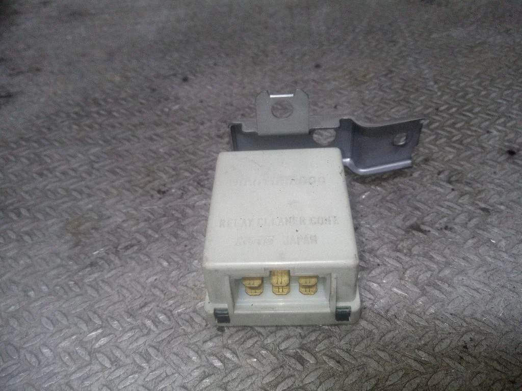Light washer relay 88018SA000