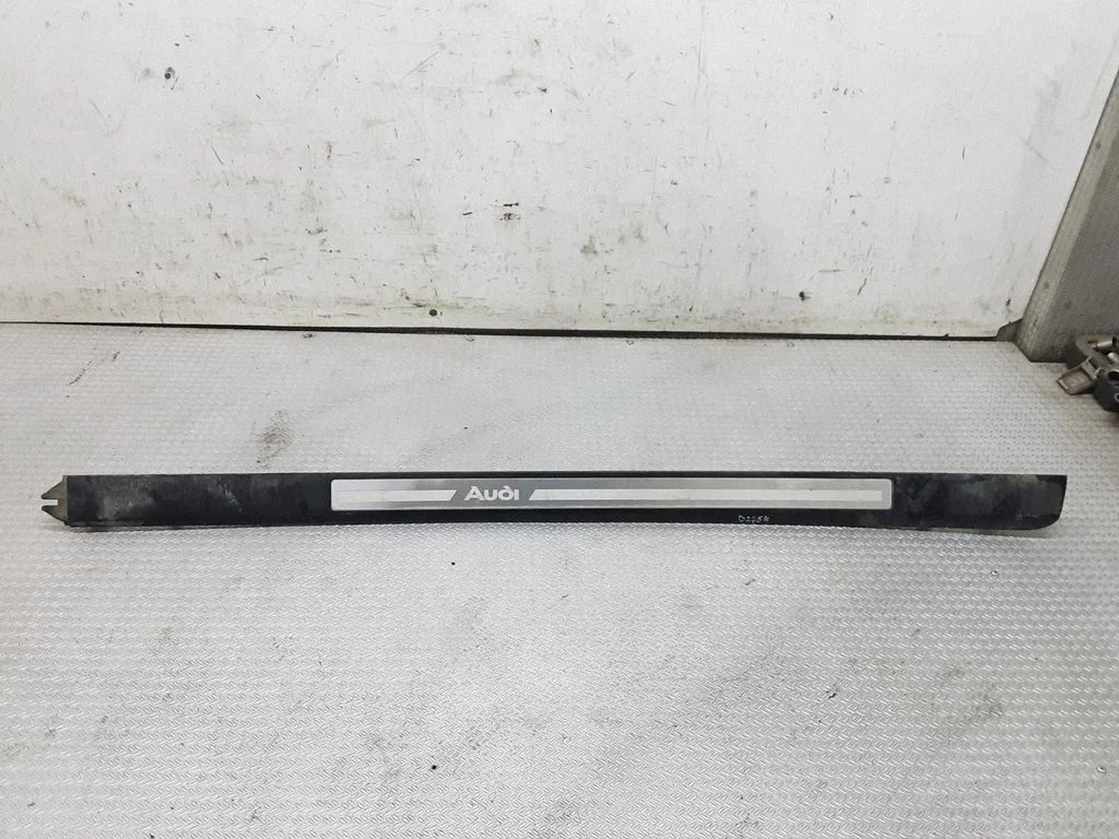 Front sill trim cover 4E0853986B