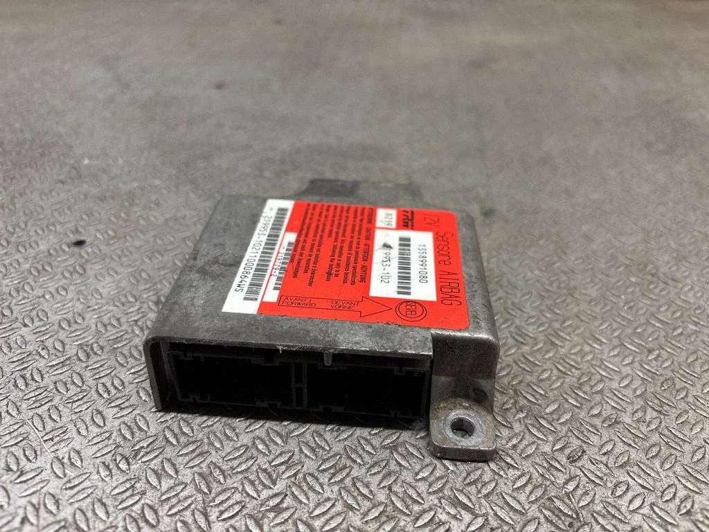Drošības spilvenu vadības bloks 1358991080