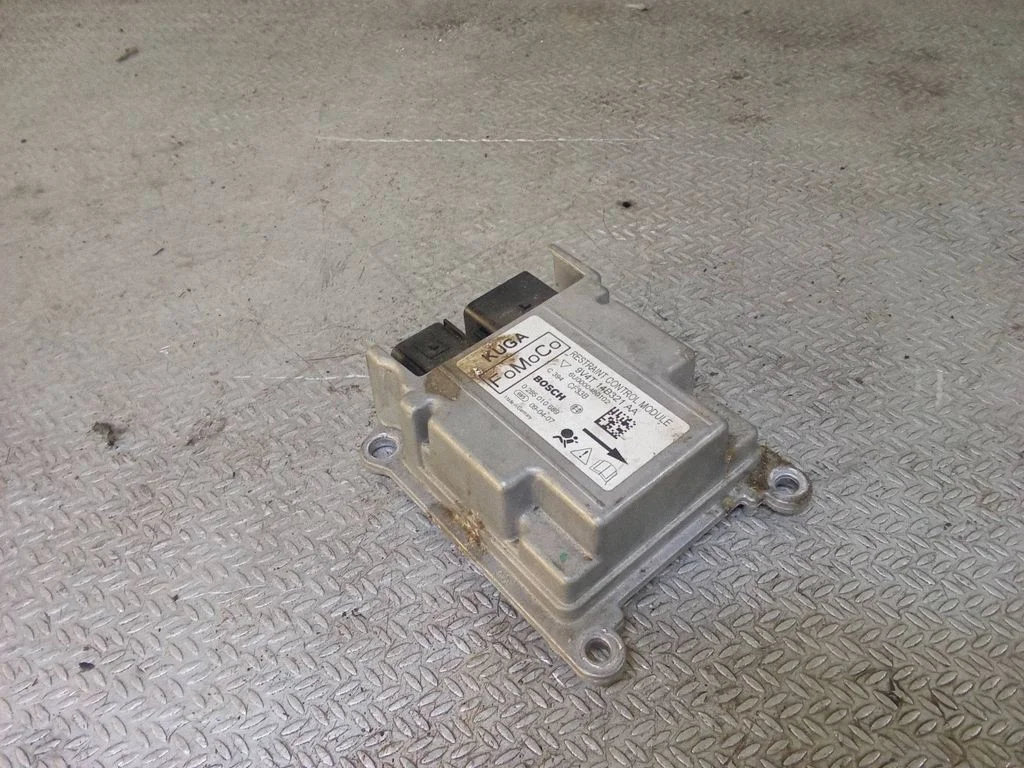 Airbag control unit/module – Ford Kuga I (2008-2012)